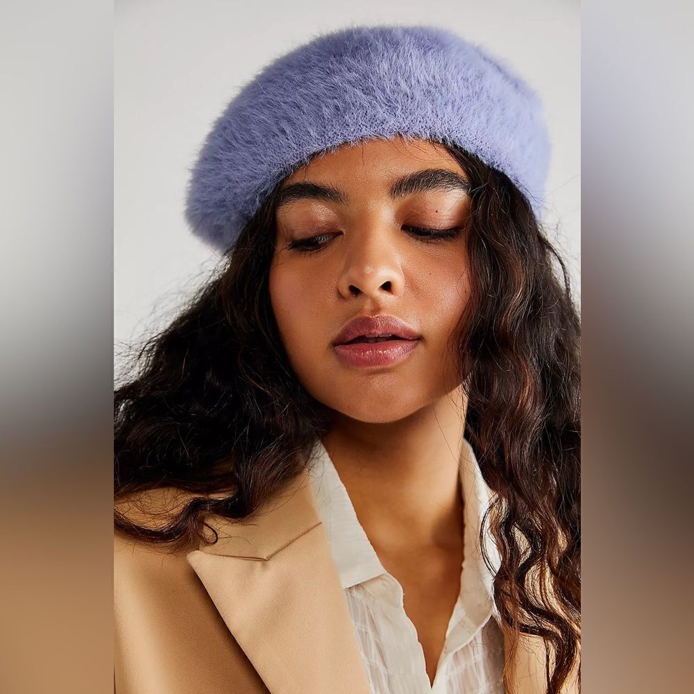Free People ORANGE Camille Fuzzy Beret OS